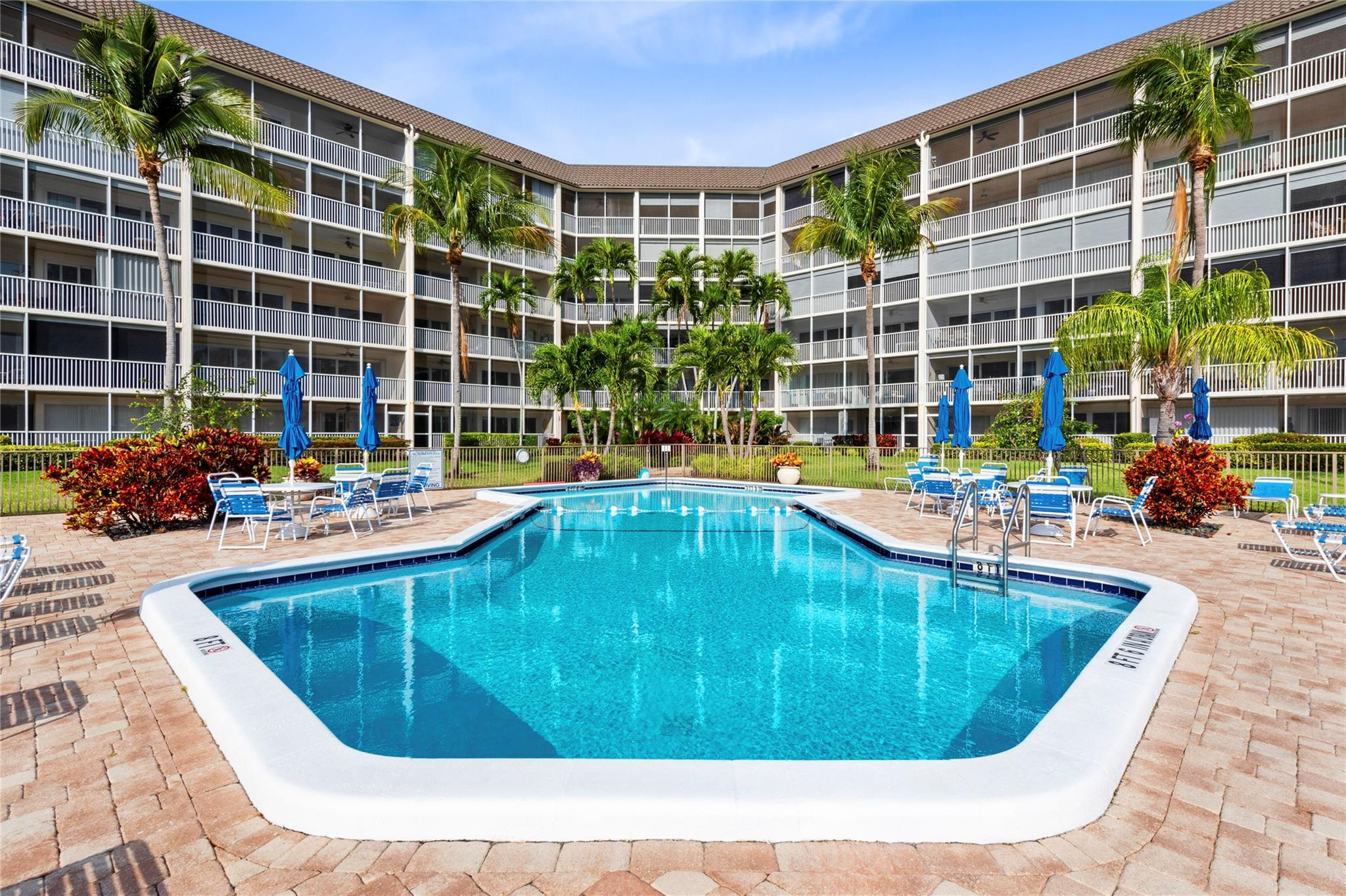 River House Towers - Residential