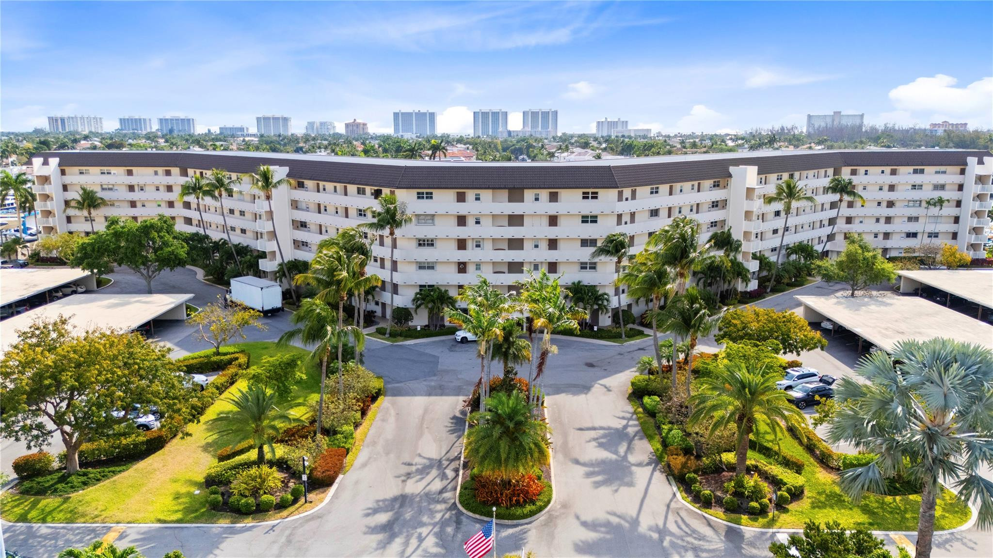 River House Towers - Residential