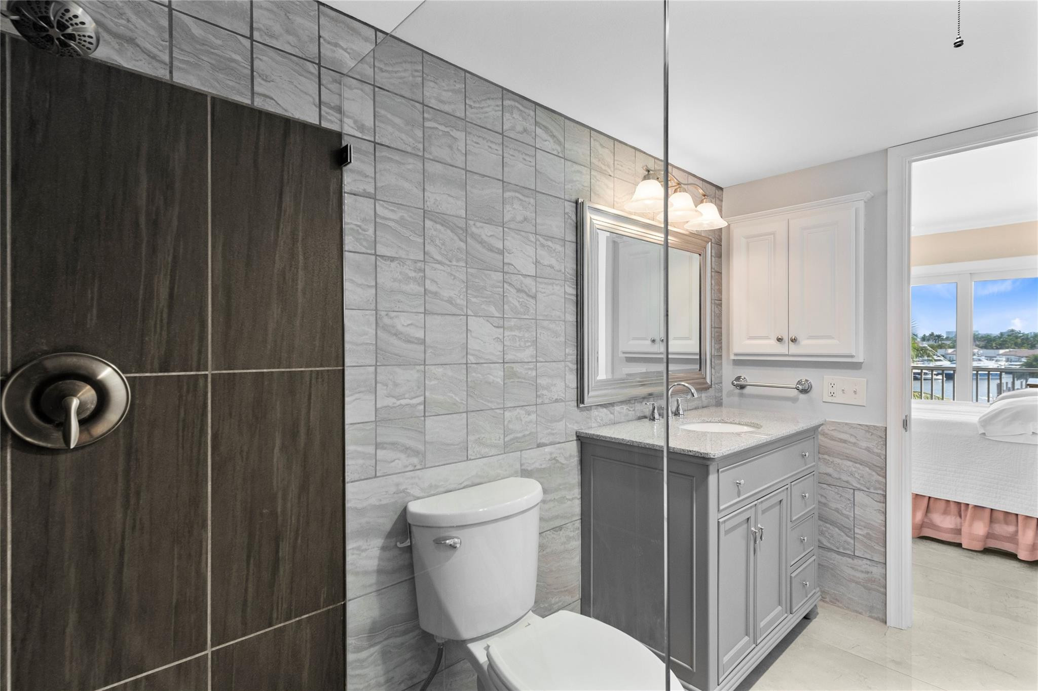 River House Towers - Residential