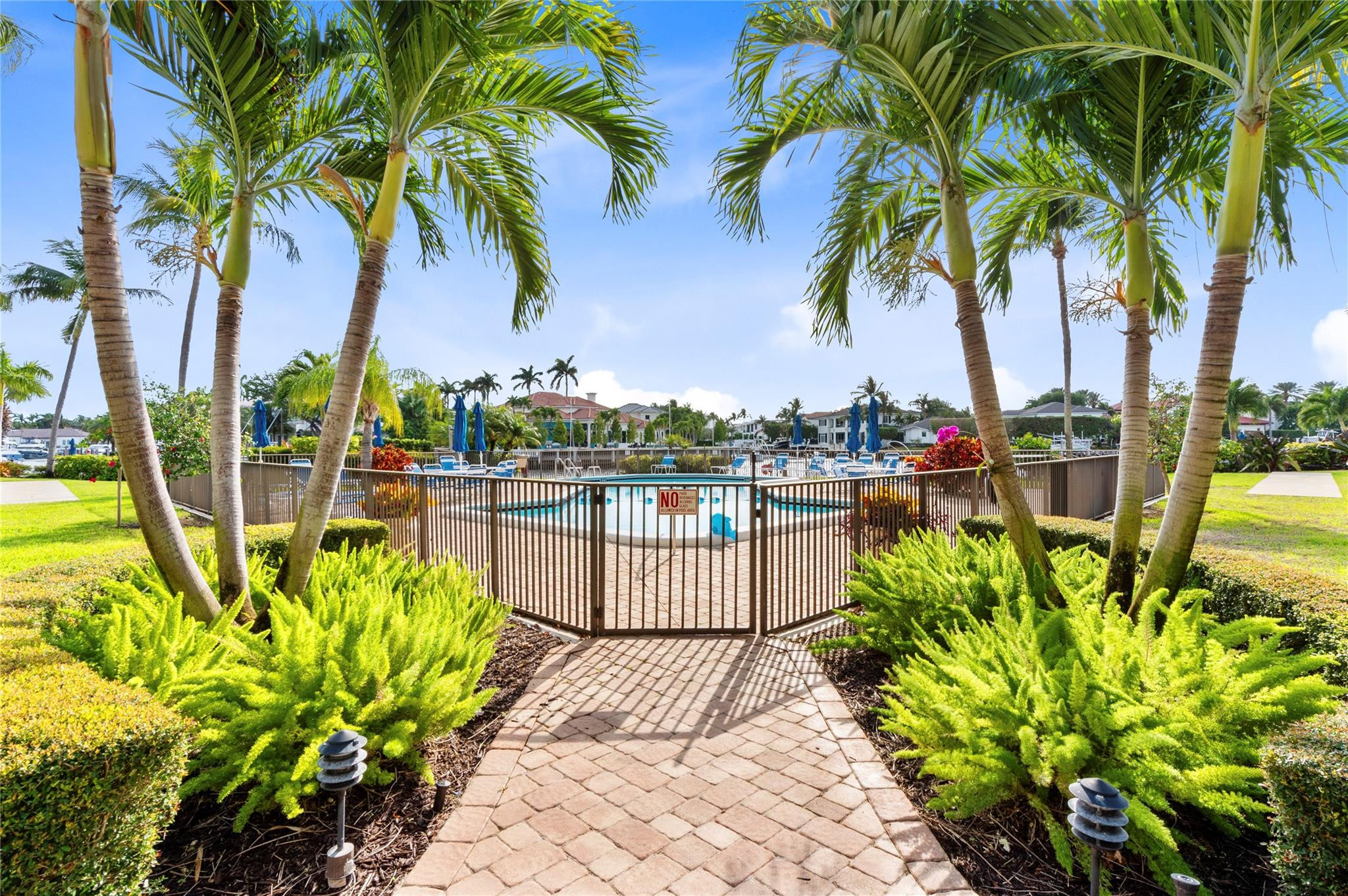 River House Towers - Residential