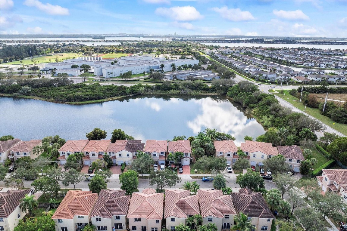 NAUTICA - Residential