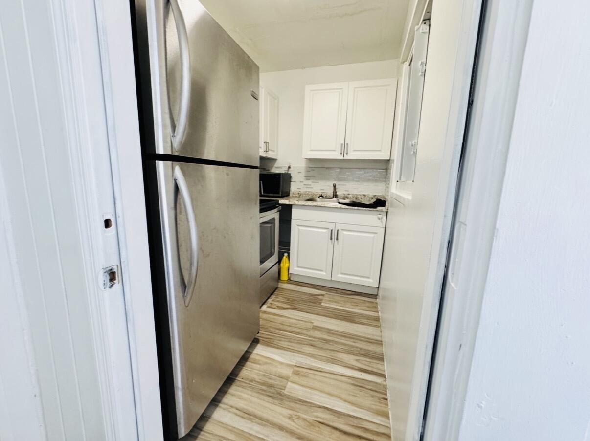 MODEL LAND CO - Residential