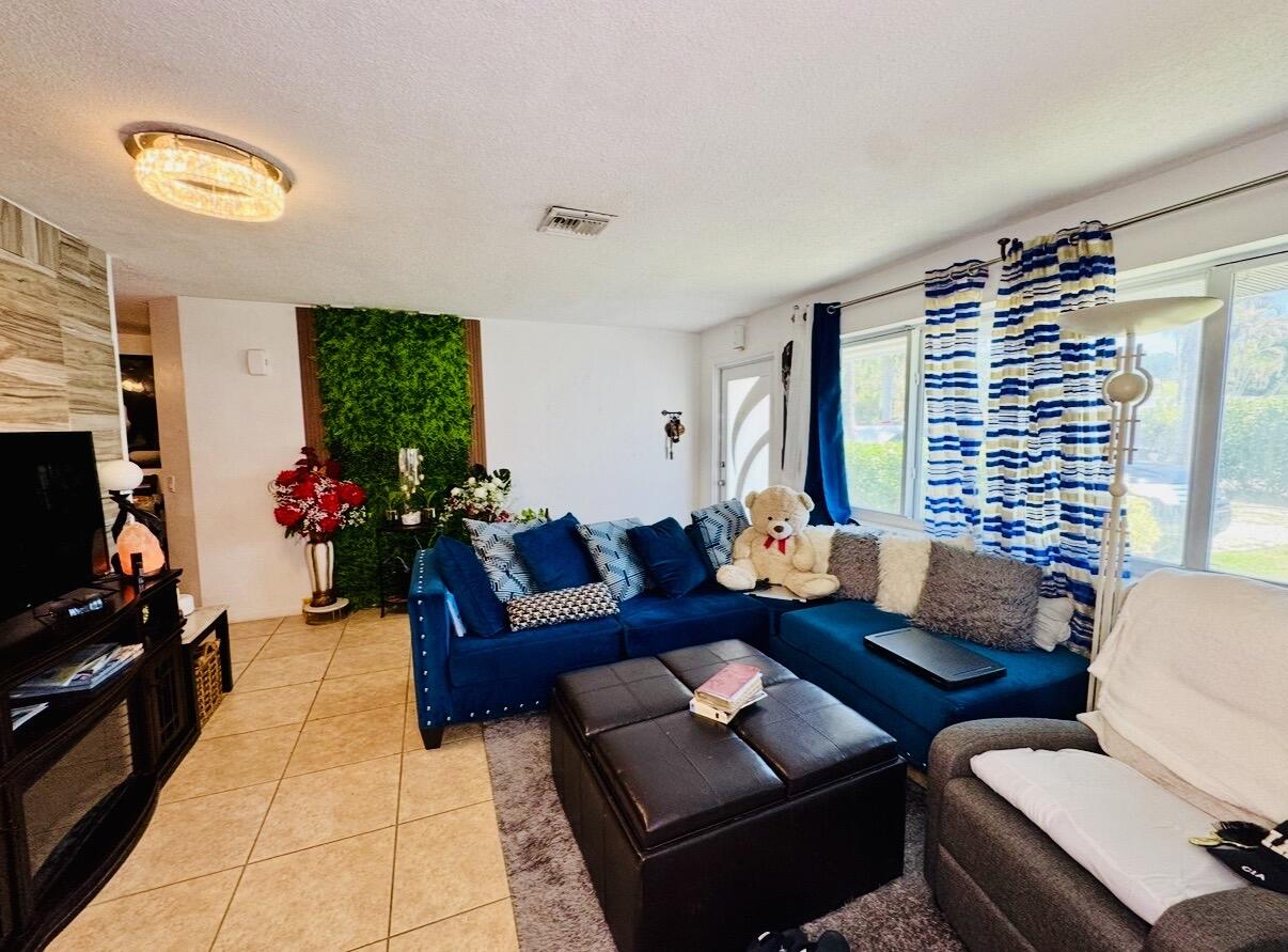 MODEL LAND CO - Residential