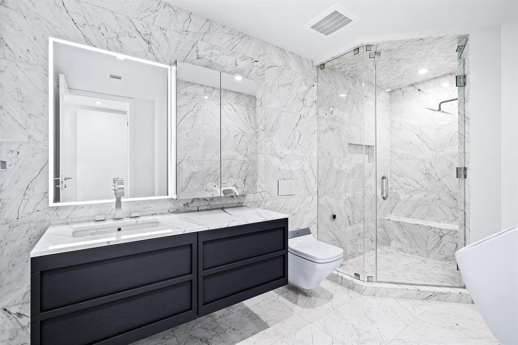 SEAGLASS CONDO - Residential