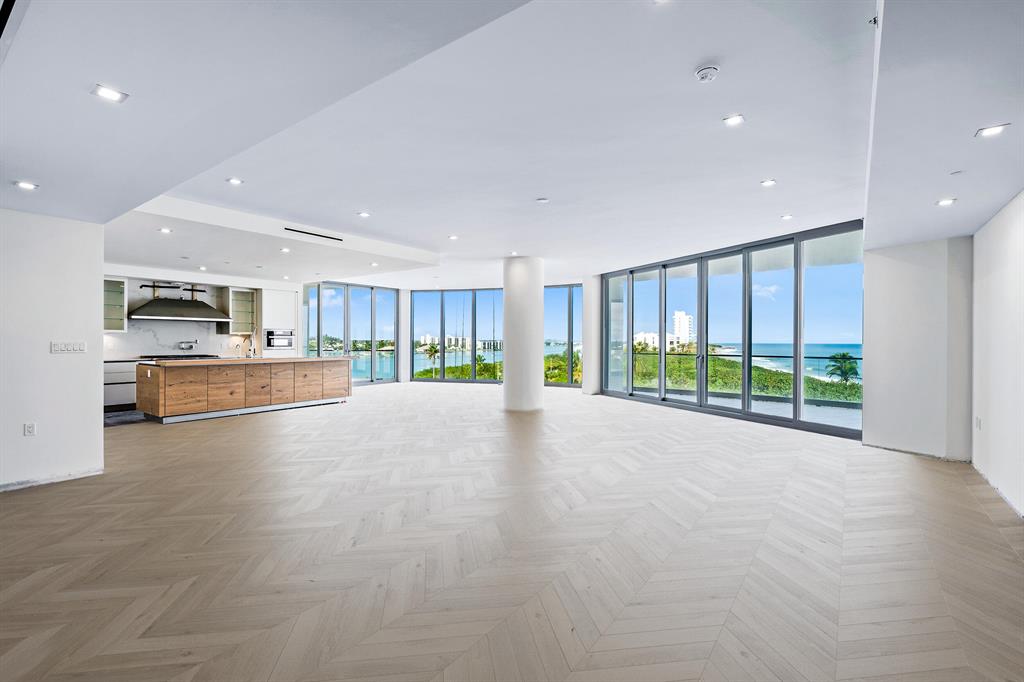 SEAGLASS CONDO - Residential