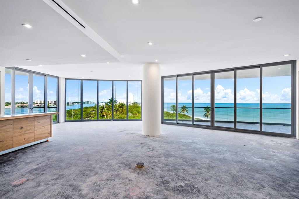 SEAGLASS CONDO - Residential