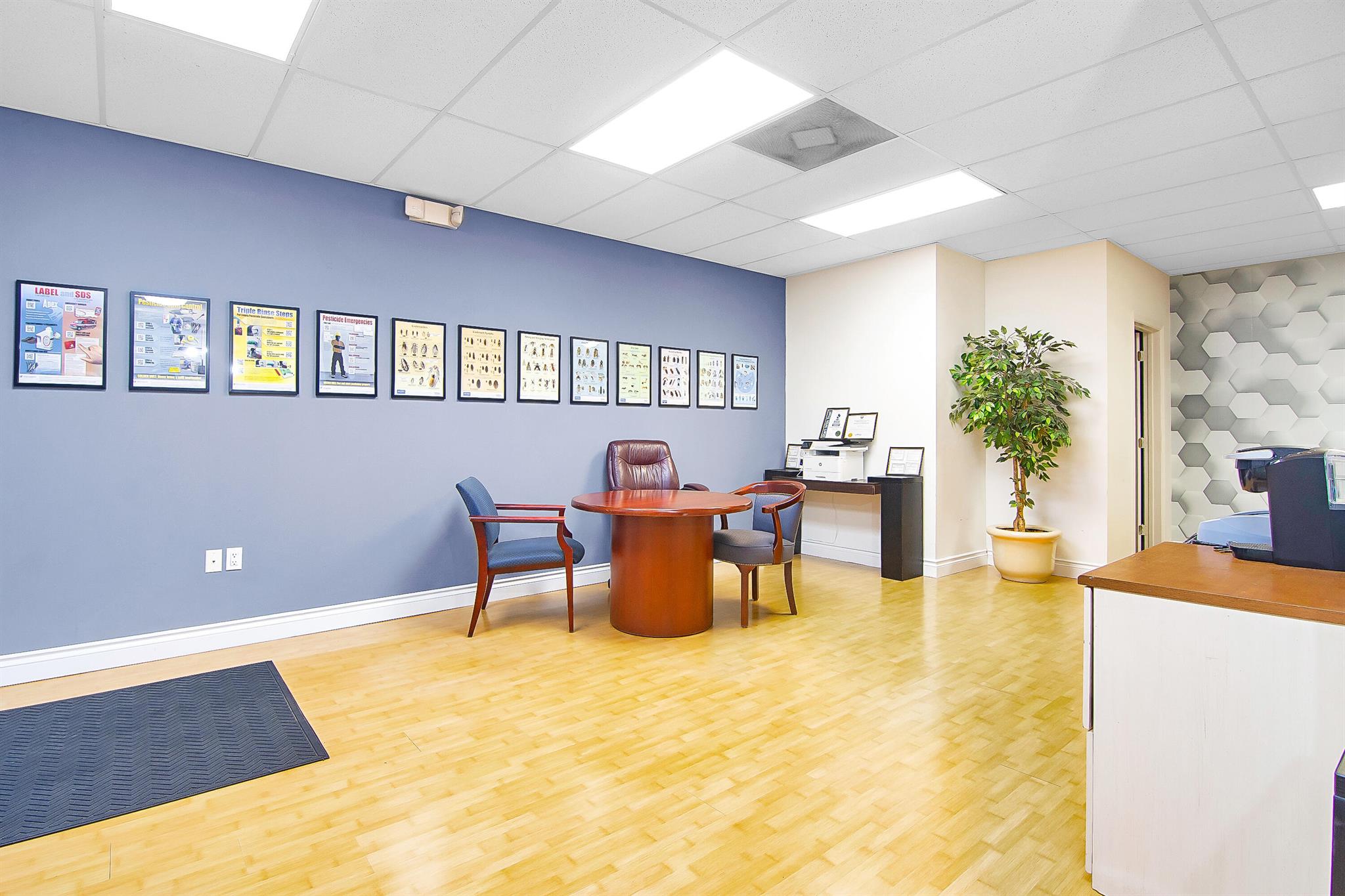 CONTRACTORS BUSINESS PARK - Commercial Lease