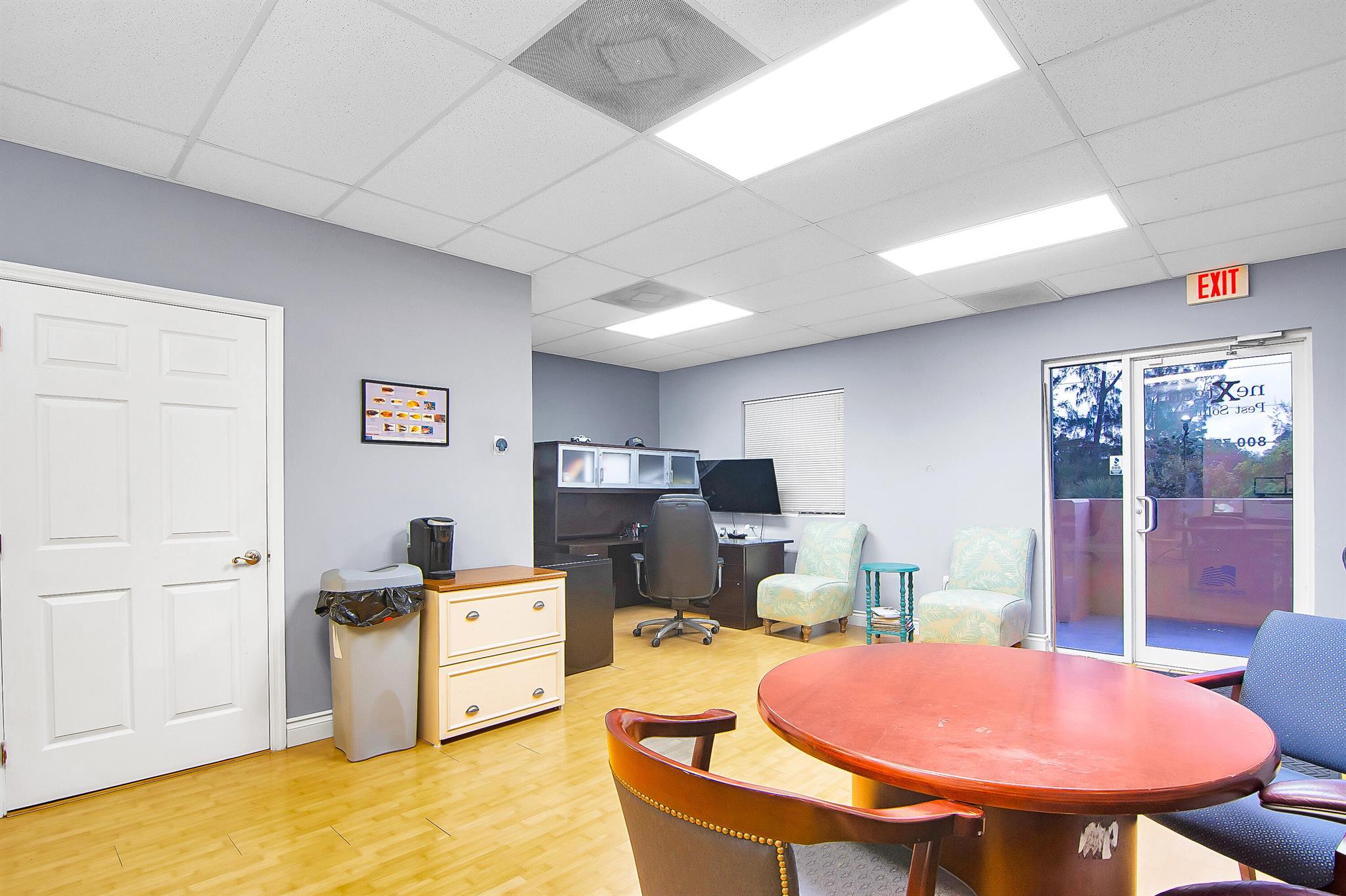 CONTRACTORS BUSINESS PARK - Commercial Lease