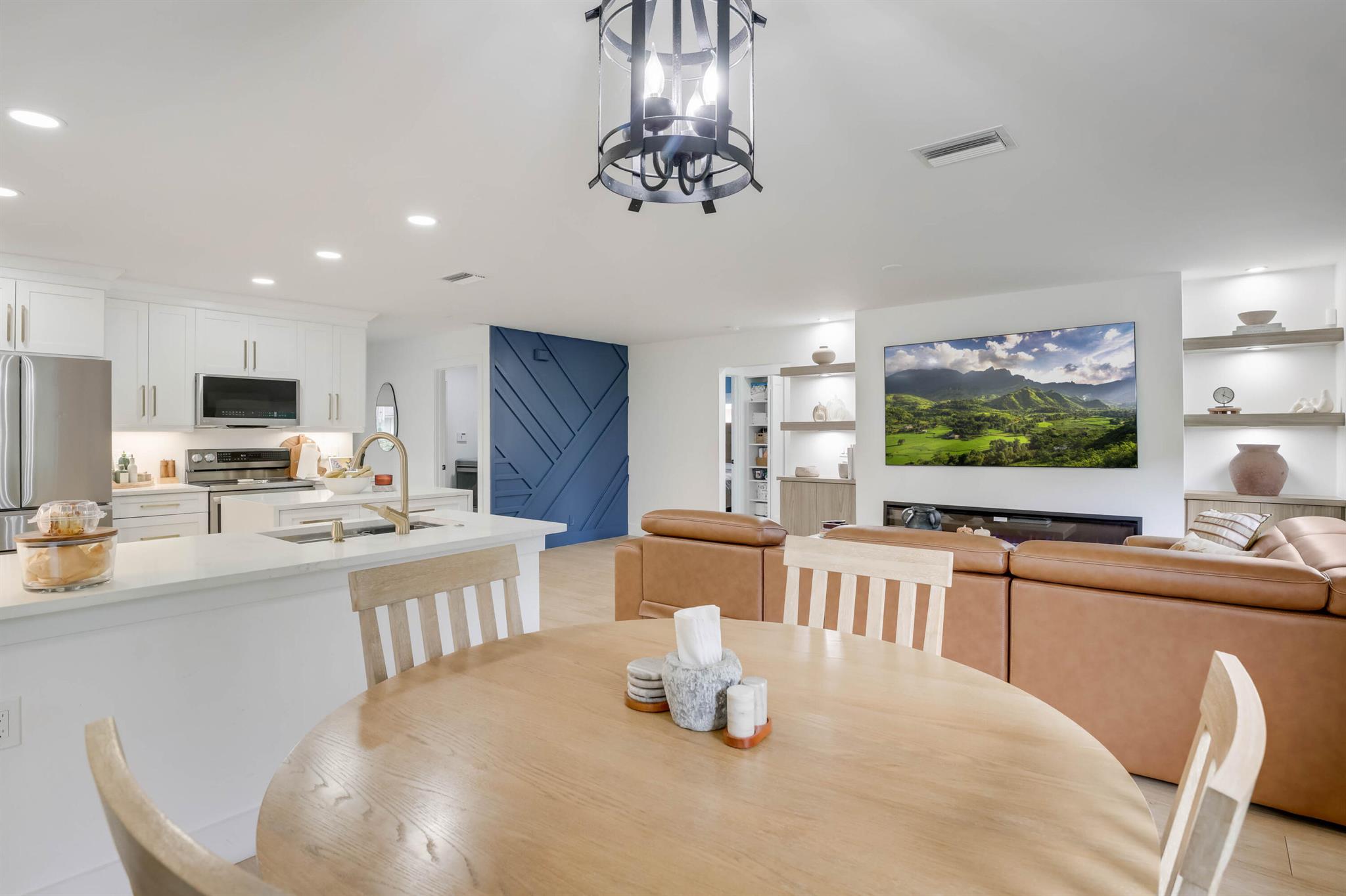 ELYSIUM AT ARBORS - Residential