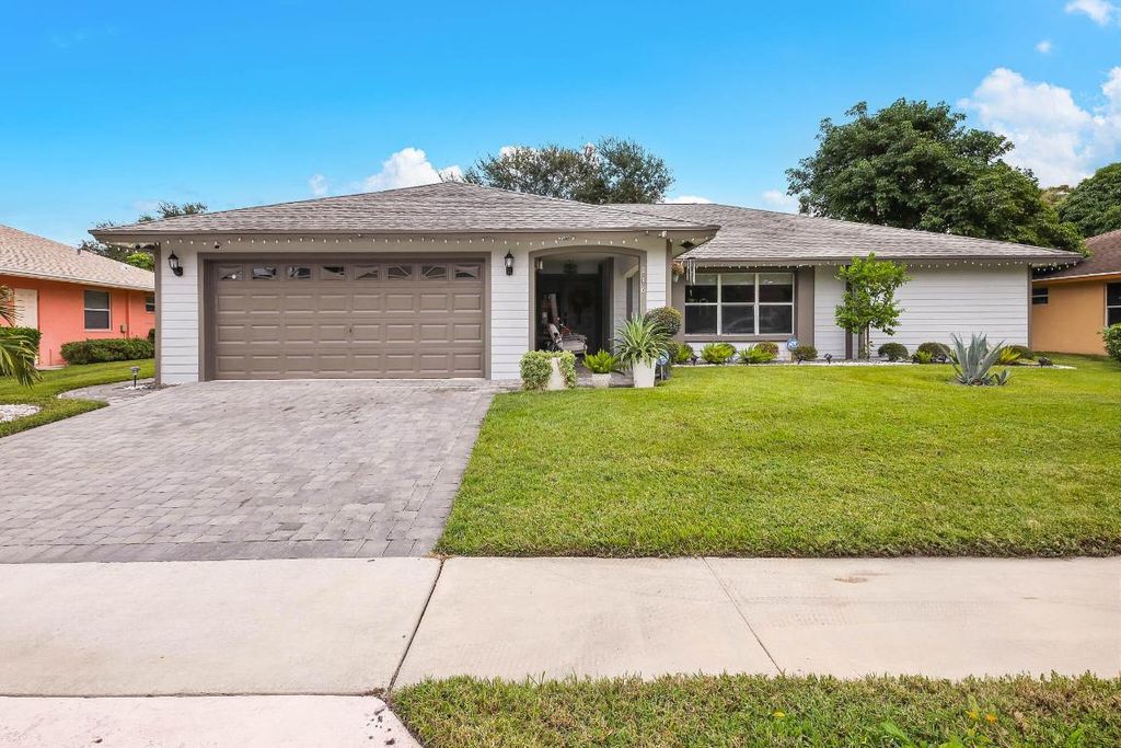 Photo of 146 Elysium Drive, Royal Palm Beach, FL 33411 (MLS # R11136328)