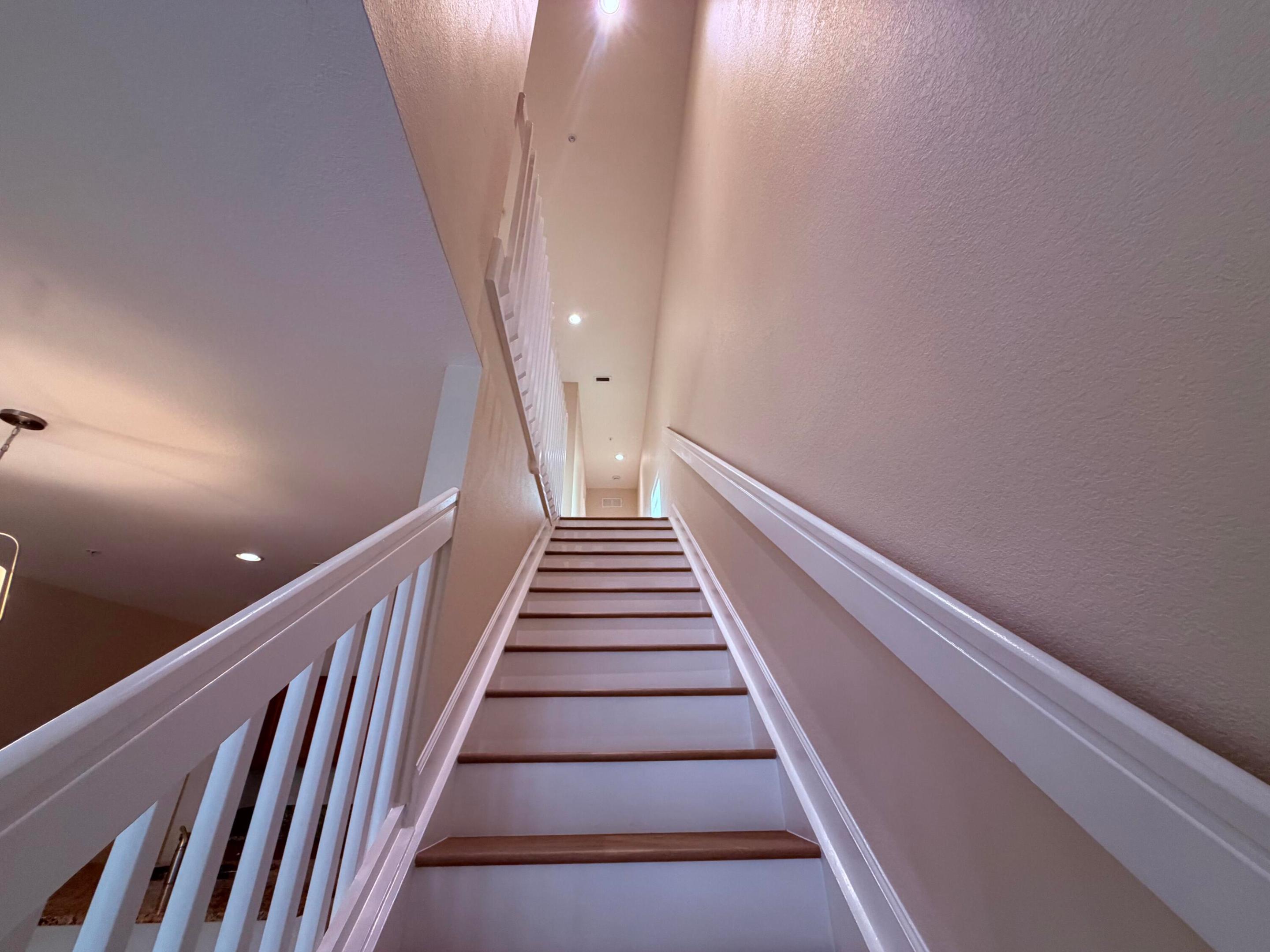 RIVER MARINA - Residential Lease