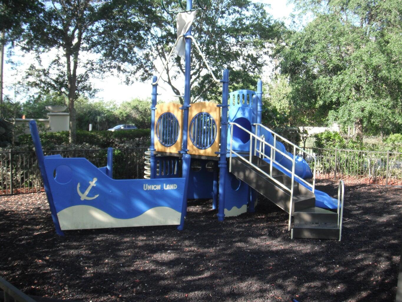 RIVER MARINA - Residential Lease