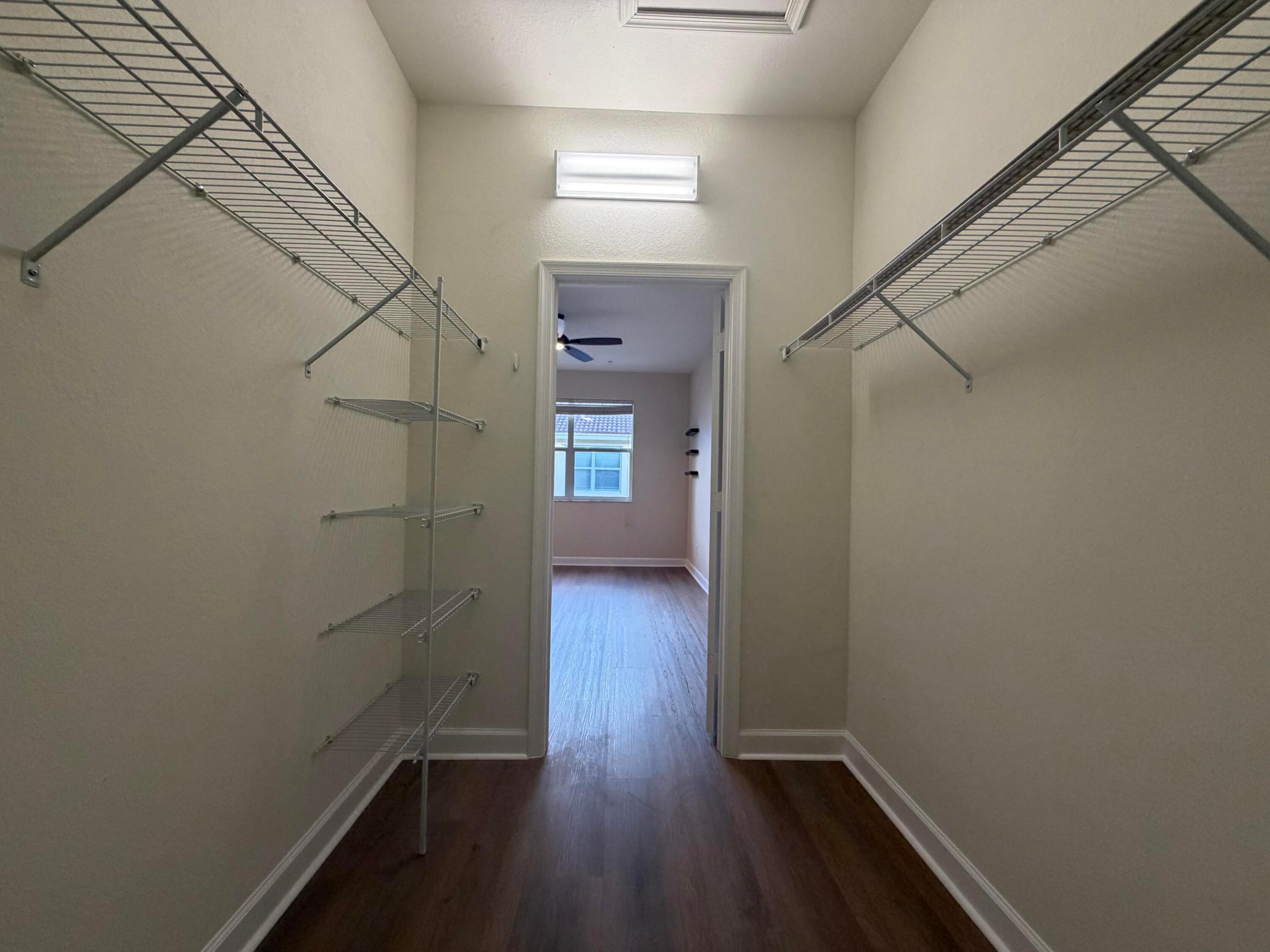 RIVER MARINA - Residential Lease