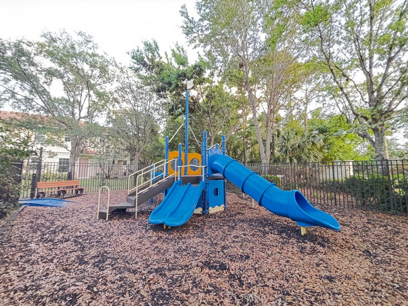 RIVER MARINA - Residential Lease