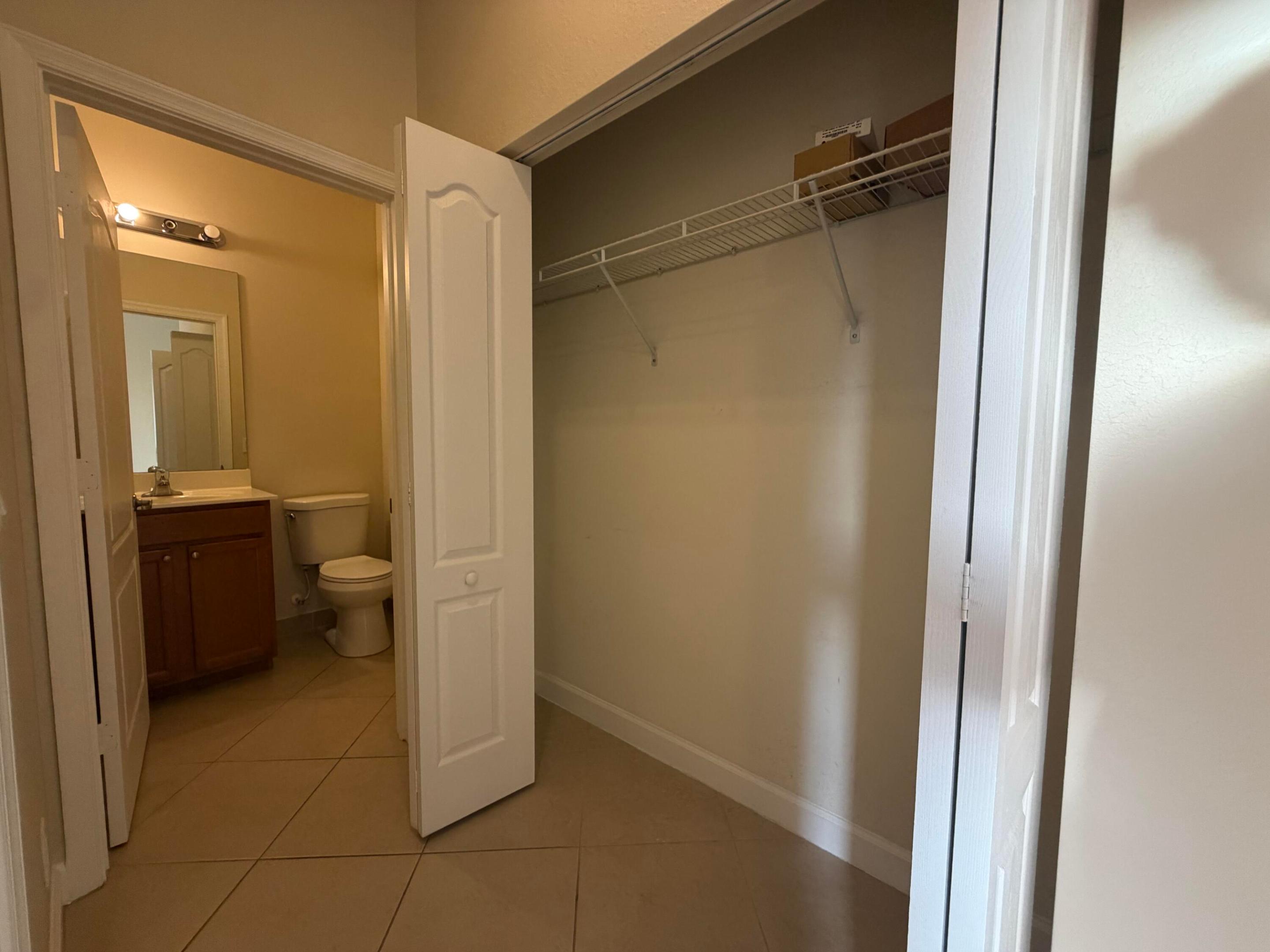 RIVER MARINA - Residential Lease