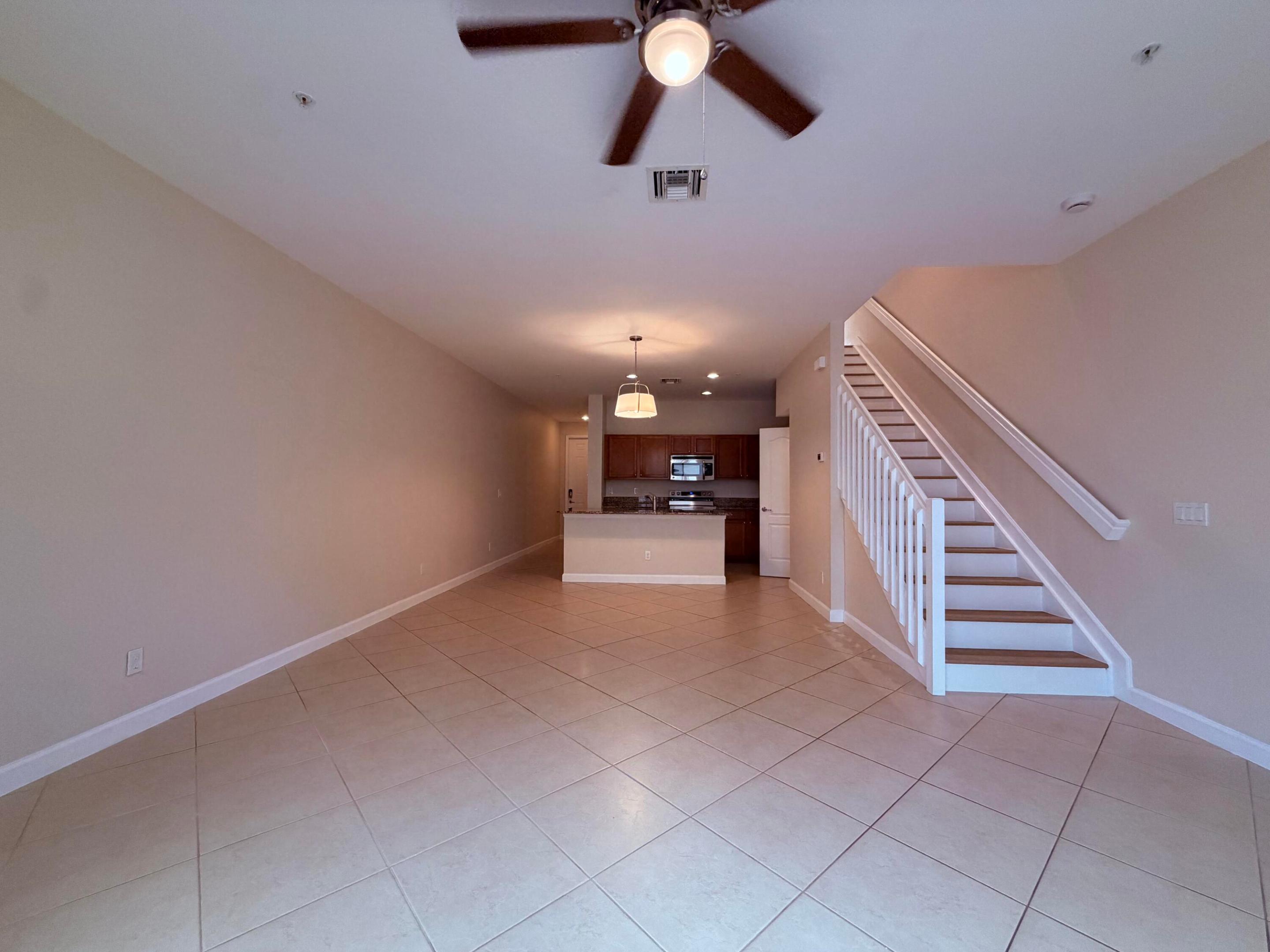 RIVER MARINA - Residential Lease