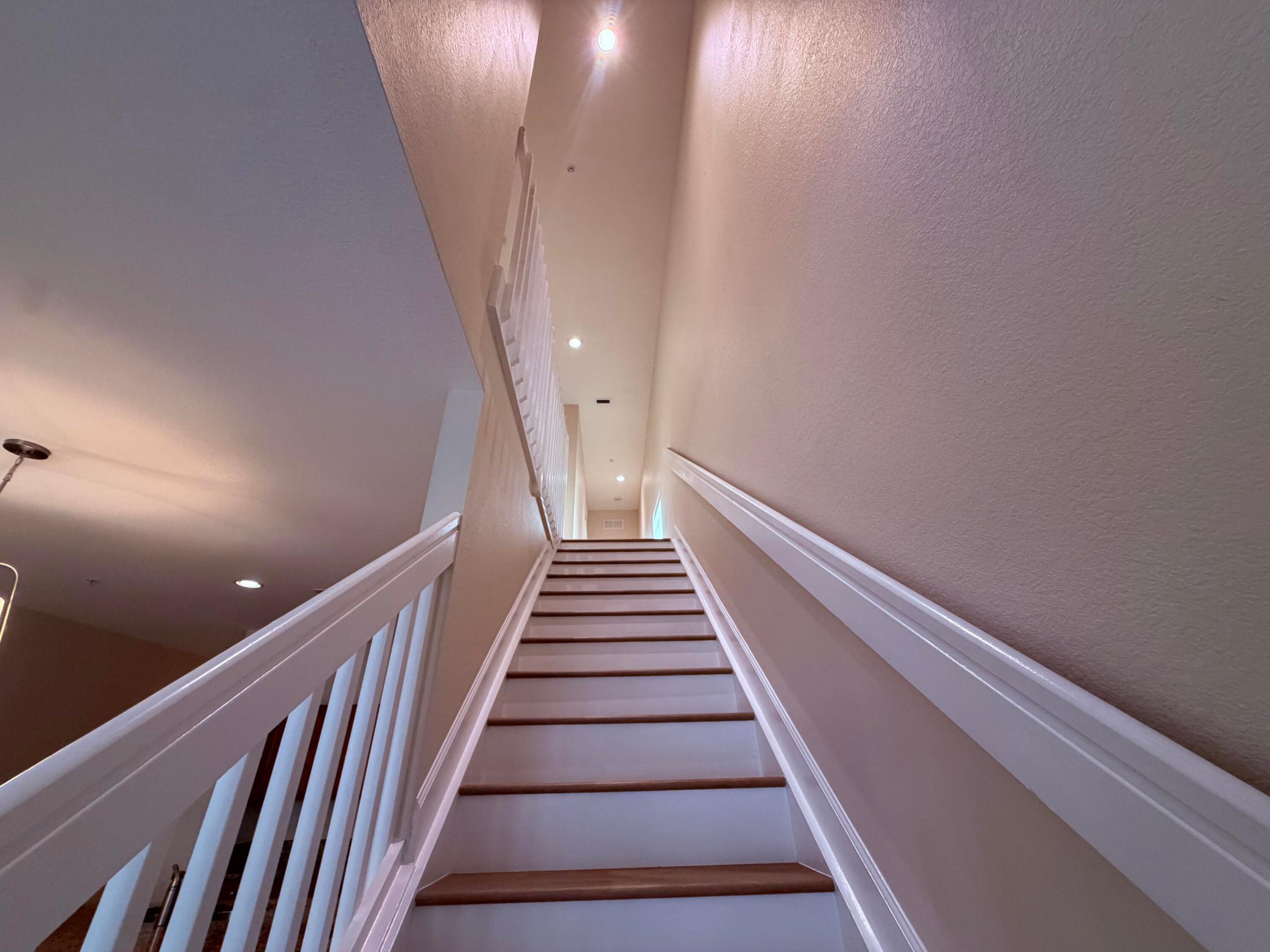 RIVER MARINA - Residential Lease