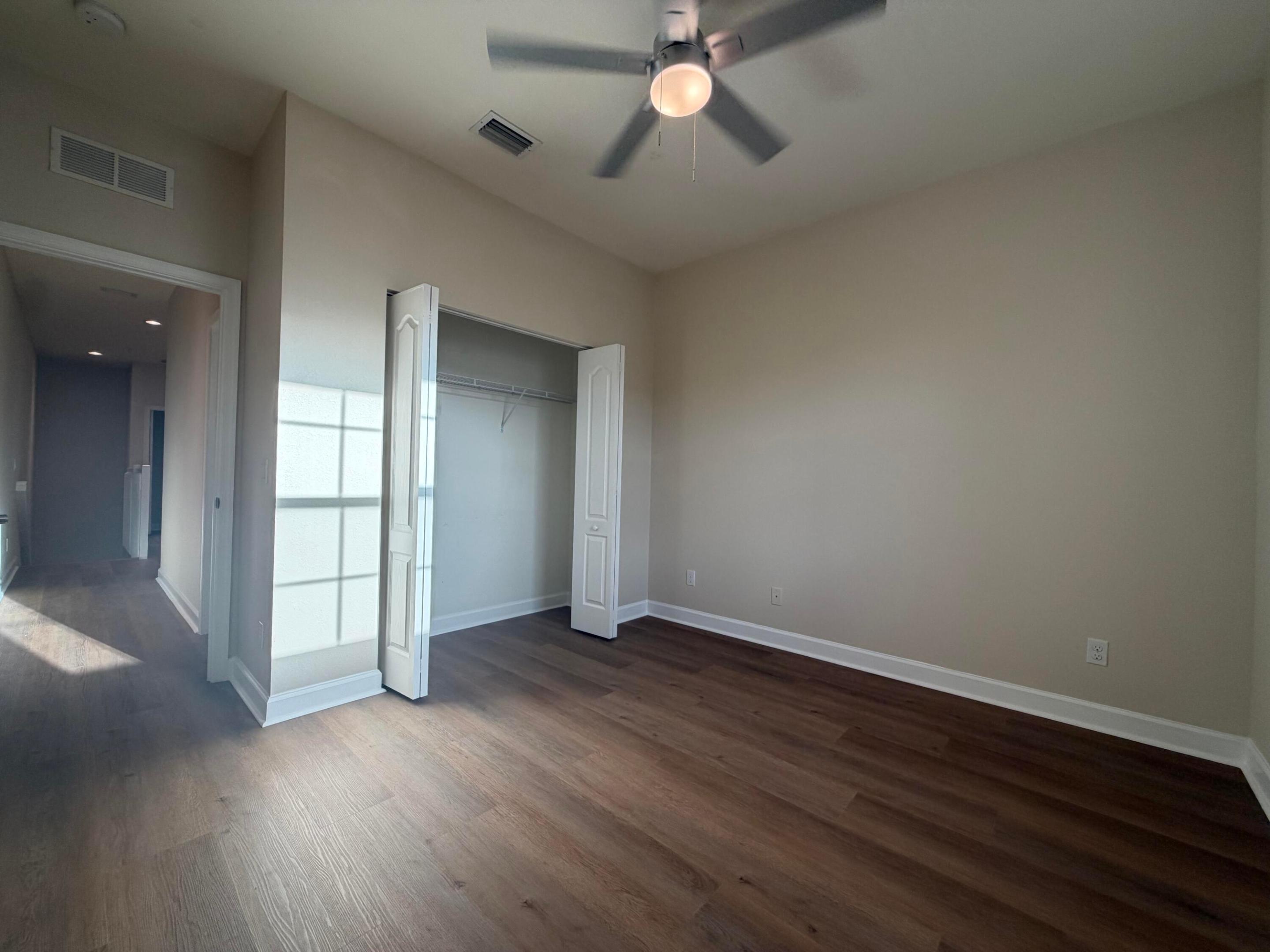 RIVER MARINA - Residential Lease