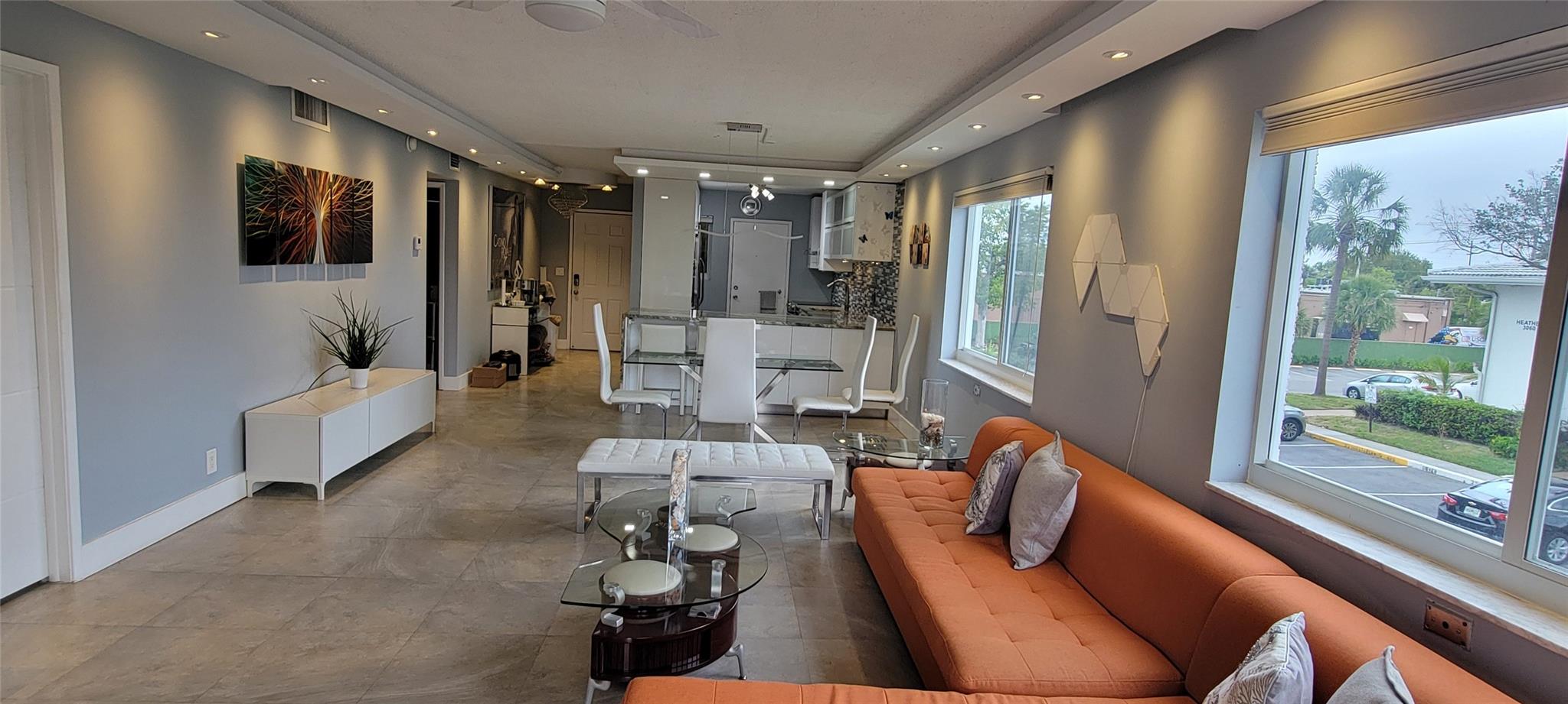 3050 NE 16th Ave 201