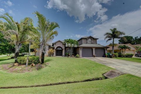 Featured picture for the property R10733197