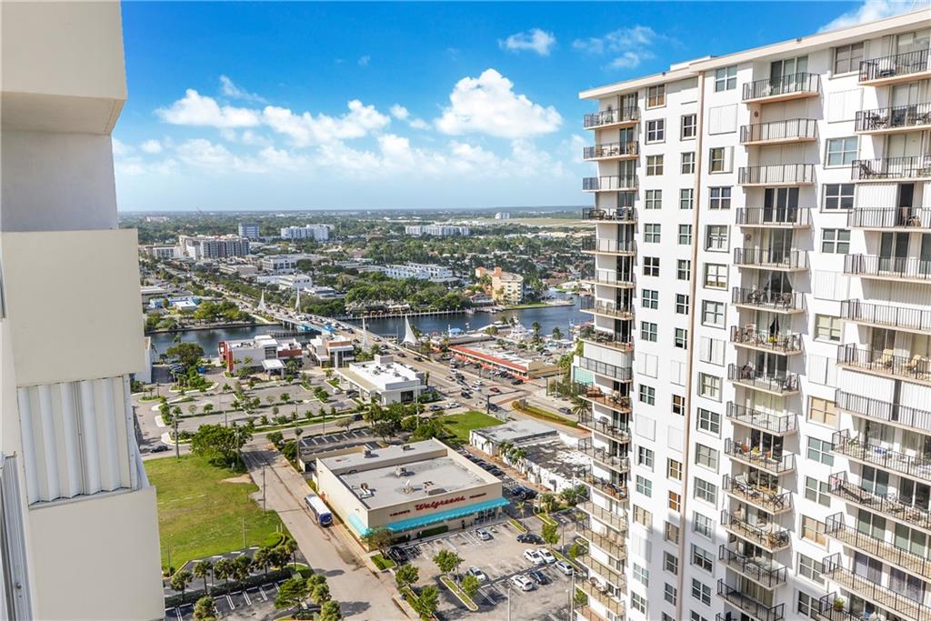 Pompano Beach Club S - Residential