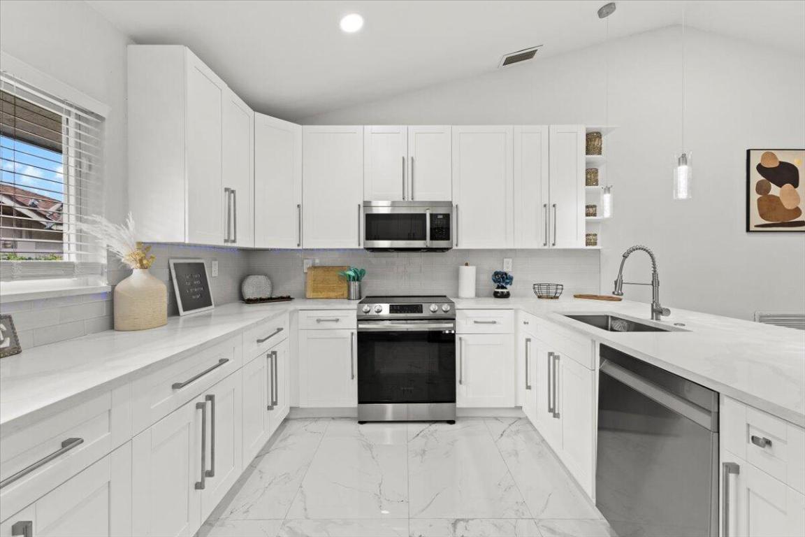 Beechwood Estates - Residential Lease