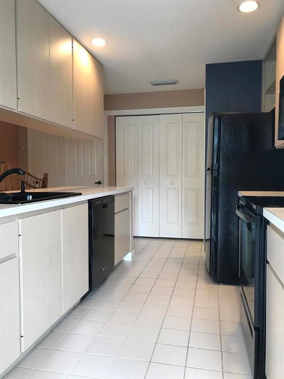 OAKS-SUNTERRACE 3 - Residential