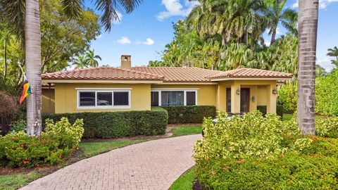 Tiny photo for 939 Buchanan Street, Hollywood, FL 33019 (MLS # B26010783)