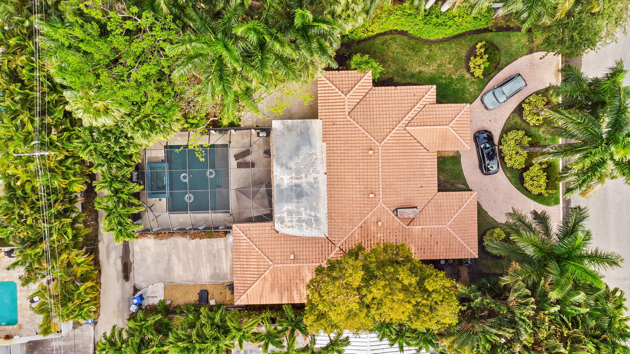 HOLLYWOOD LAKES SECTION - Residential