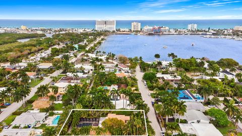 Tiny photo for 939 Buchanan Street, Hollywood, FL 33019 (MLS # B26010783)