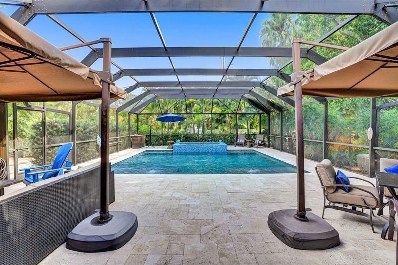 HOLLYWOOD LAKES SECTION - Residential