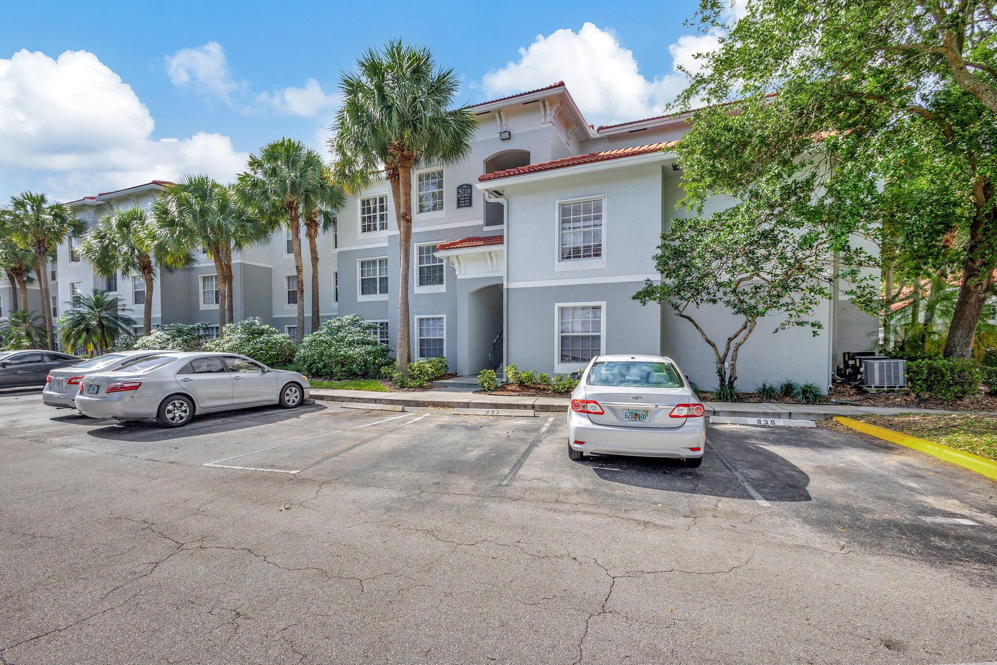 Immaculately maintained. Split bedroom plan with separate bathrooms. Vaulted ceilings. Separate laundry room with full size washer and dryer. Master bedroom features a walk-in closet. New on demand tankless hot water heater. Resort style pool, fitness center and clubhouse. Gated community. Adjacent to Buttonwood public park with picnic tables and pavilion, football, basketball and playground. Guest parking.