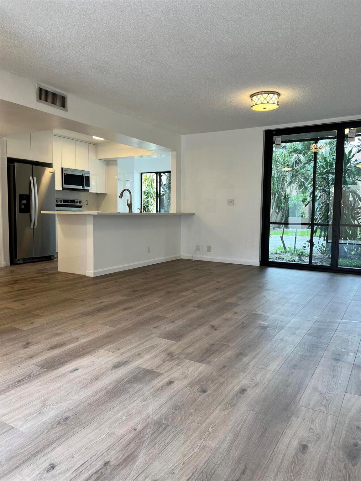 1161 NW 13th Street 3