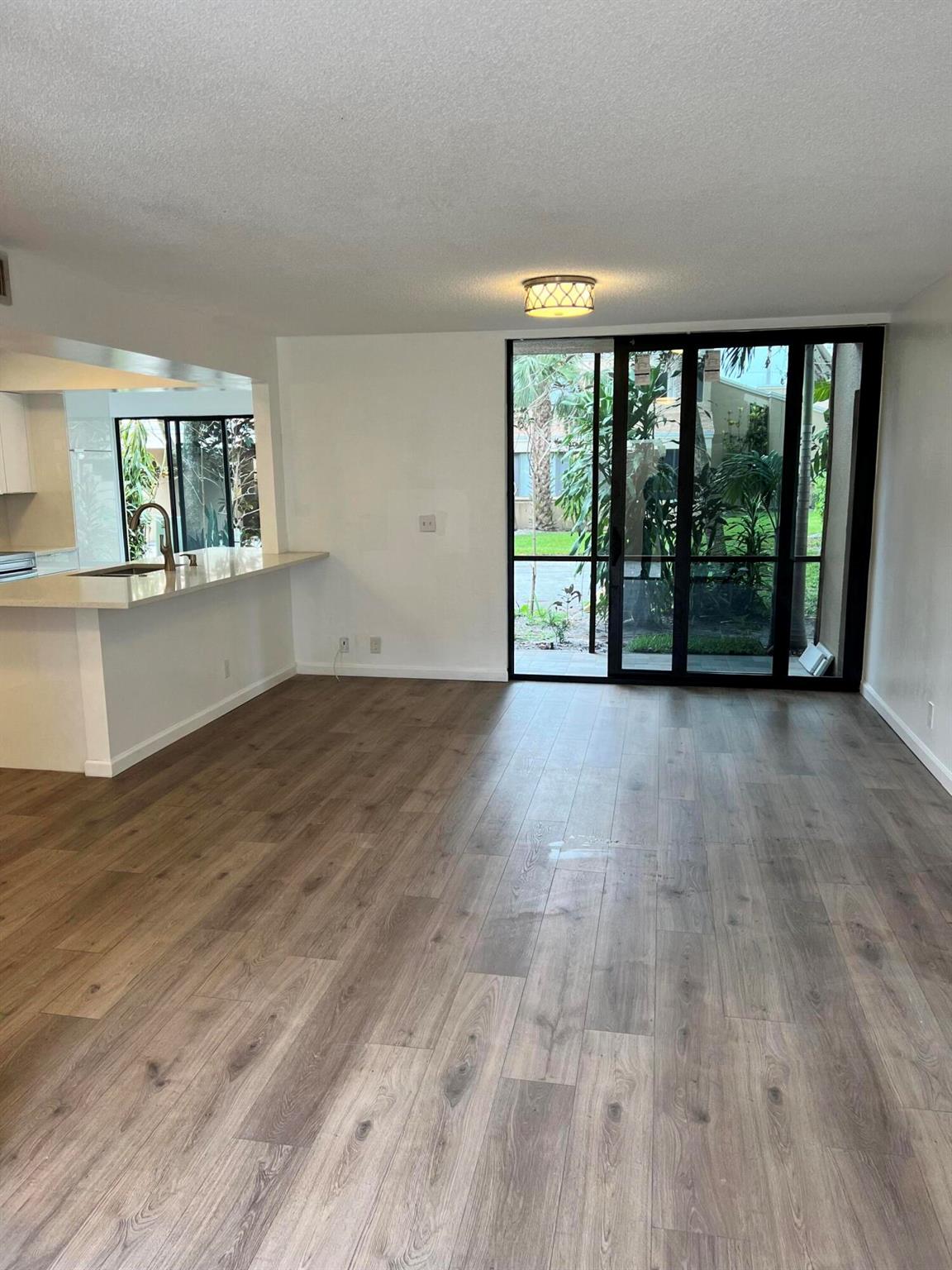1161 NW 13th Street 3