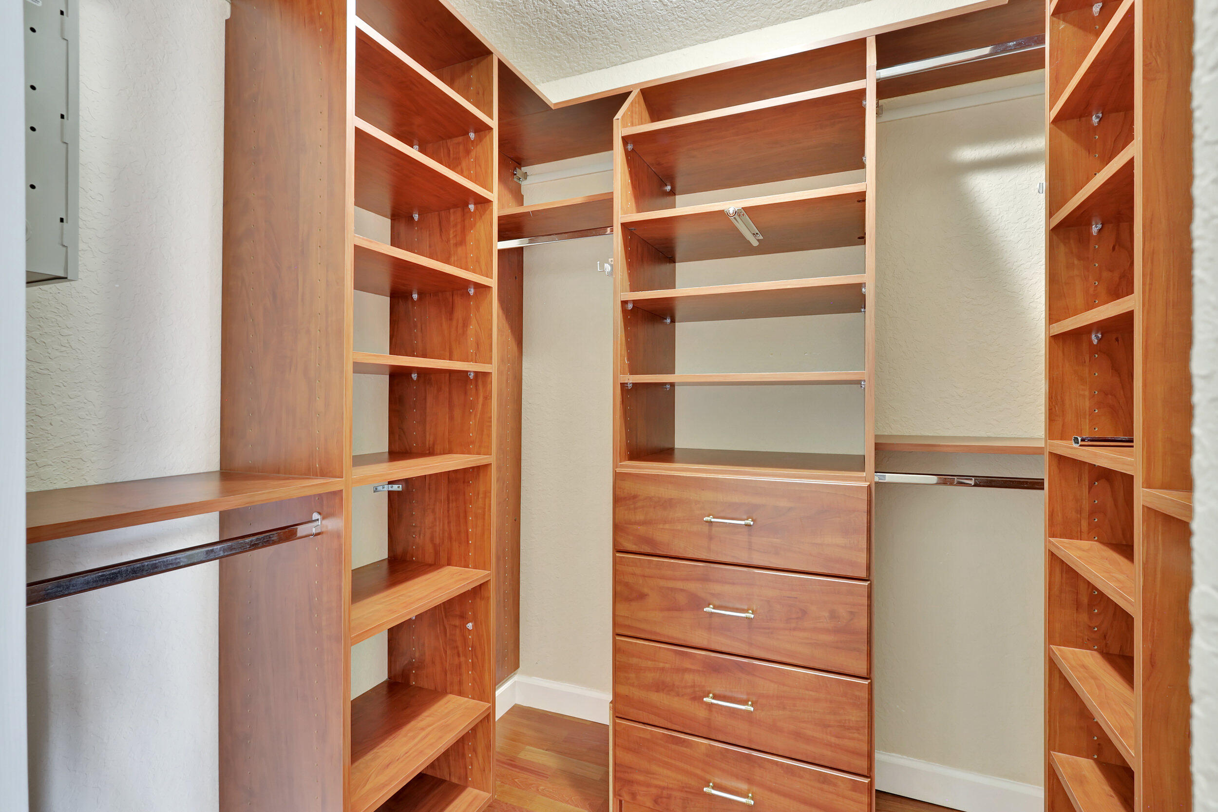 PELICAN HARBOR PH 2 - Residential Lease