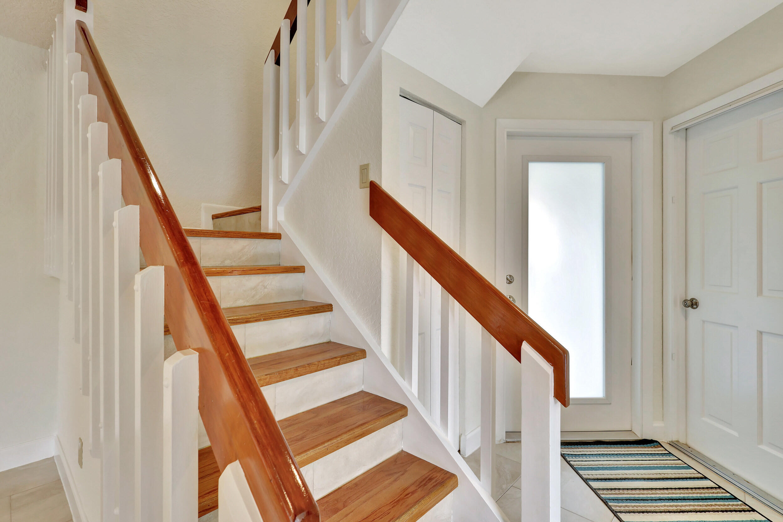 PELICAN HARBOR PH 2 - Residential Lease