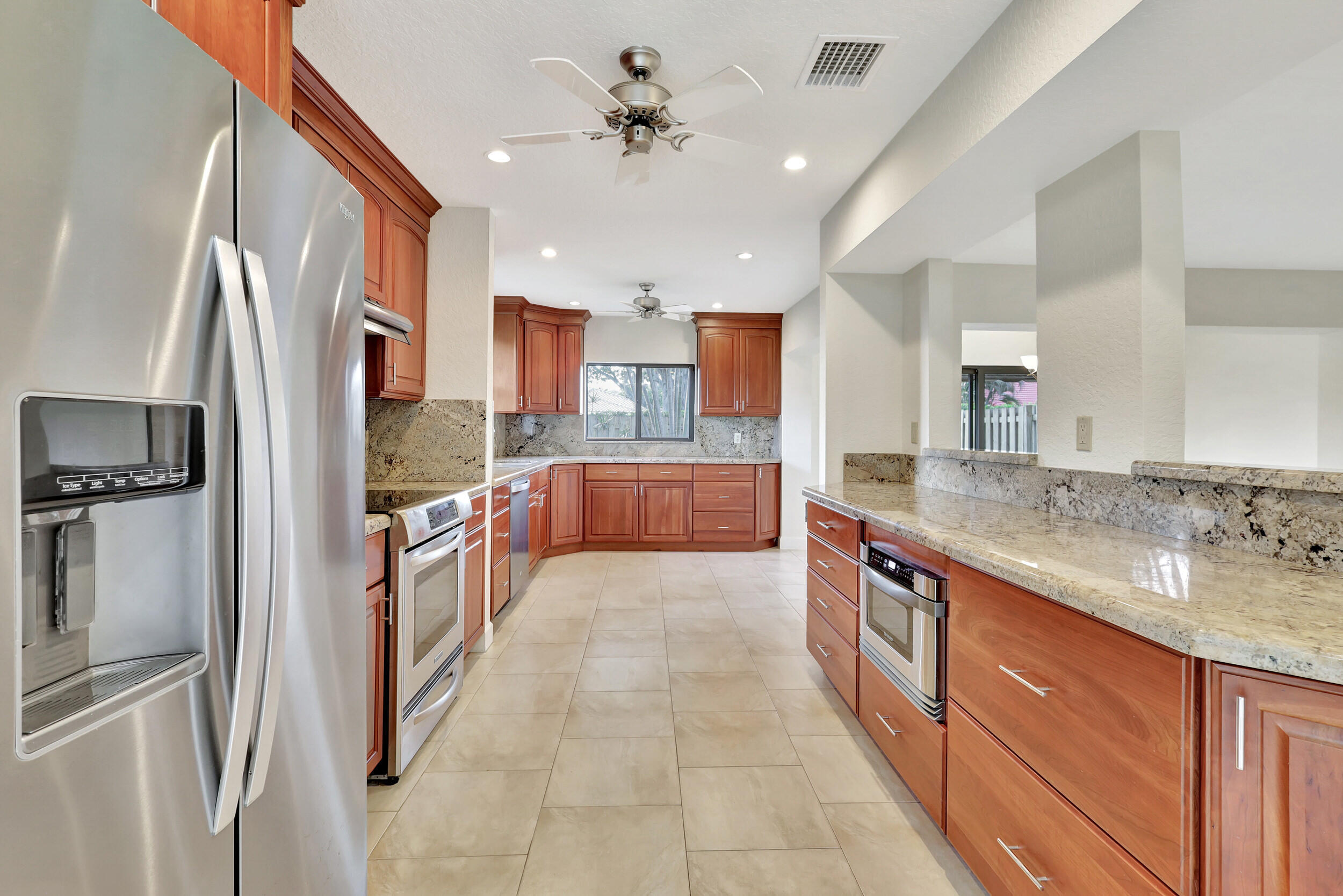 PELICAN HARBOR PH 2 - Residential Lease