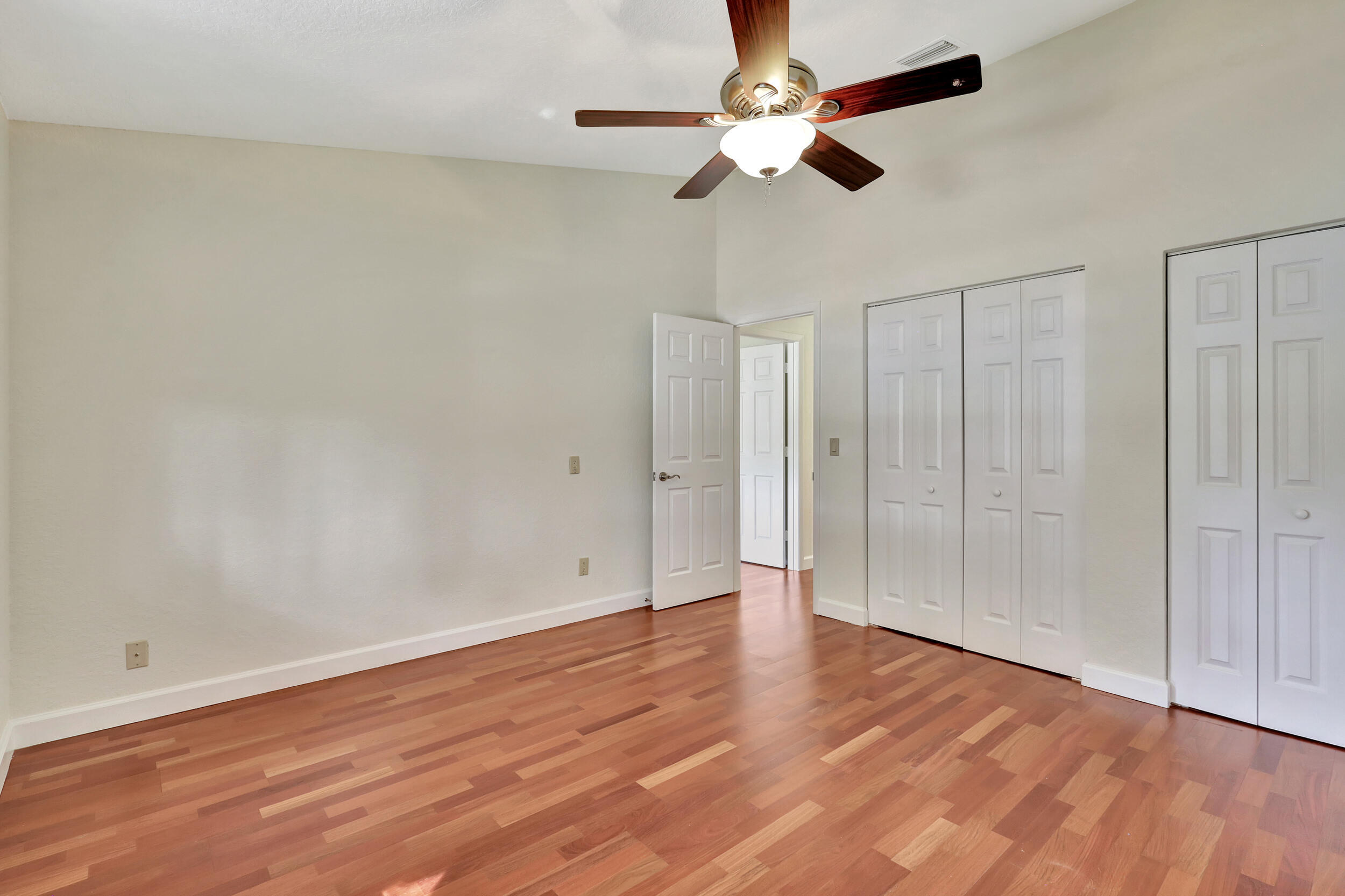 PELICAN HARBOR PH 2 - Residential Lease