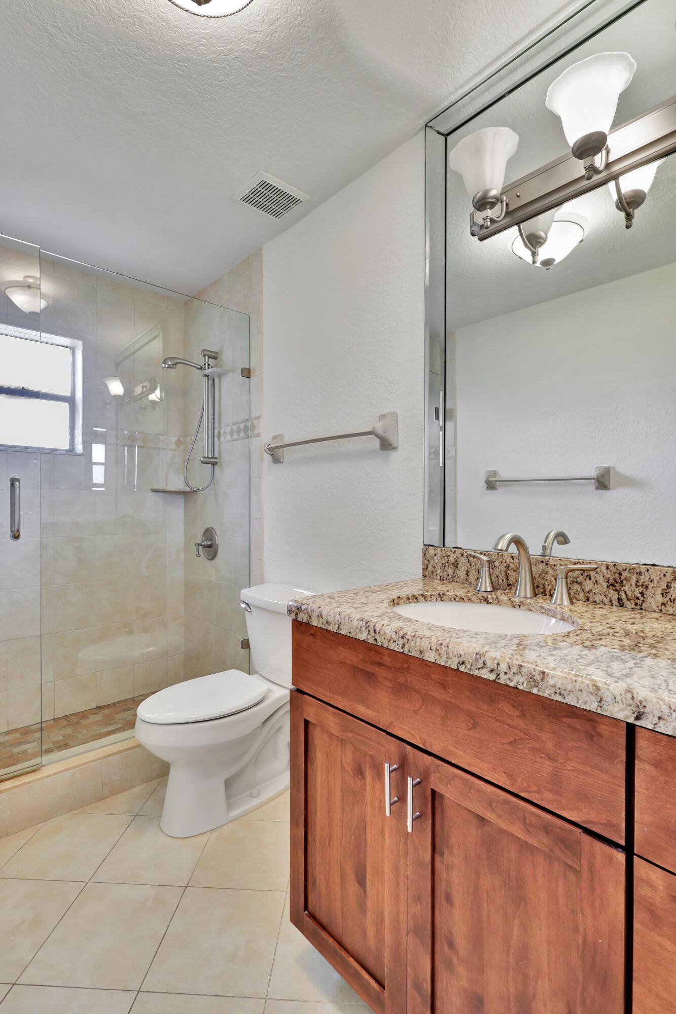 PELICAN HARBOR PH 2 - Residential Lease