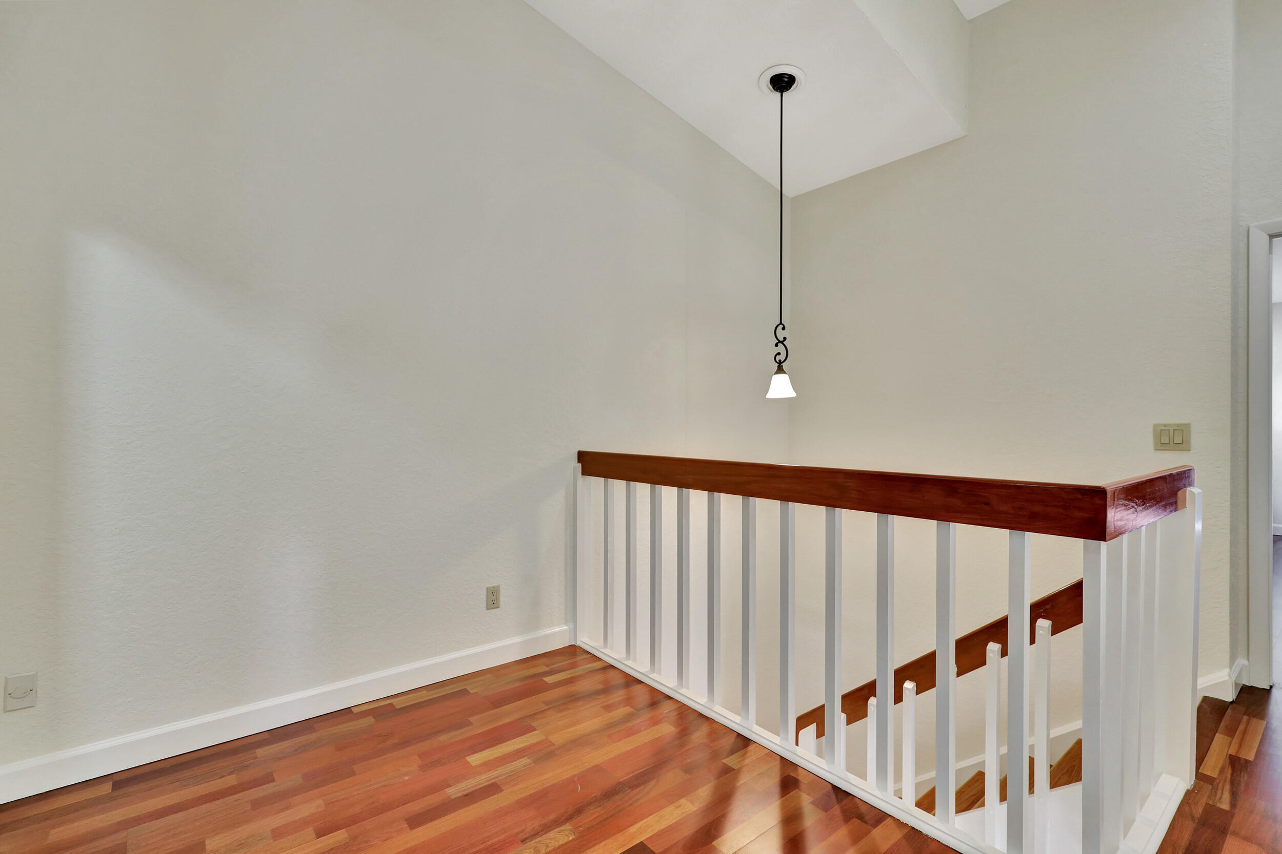 PELICAN HARBOR PH 2 - Residential Lease