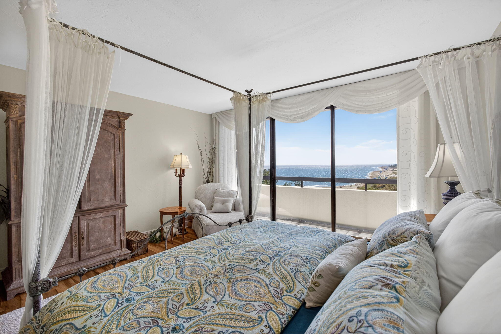 MARTINIQUE 2 CONDO - Residential