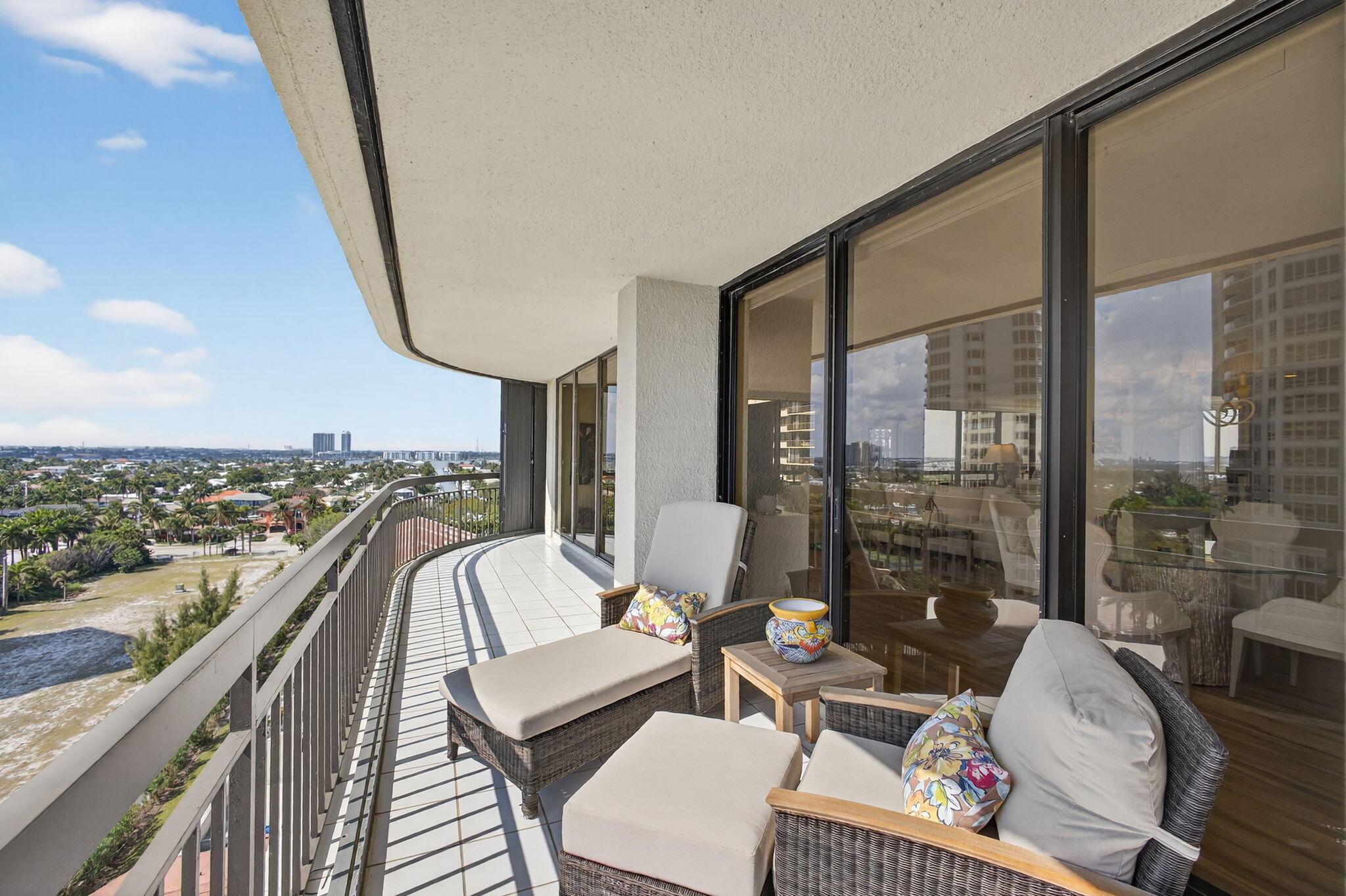 MARTINIQUE 2 CONDO - Residential