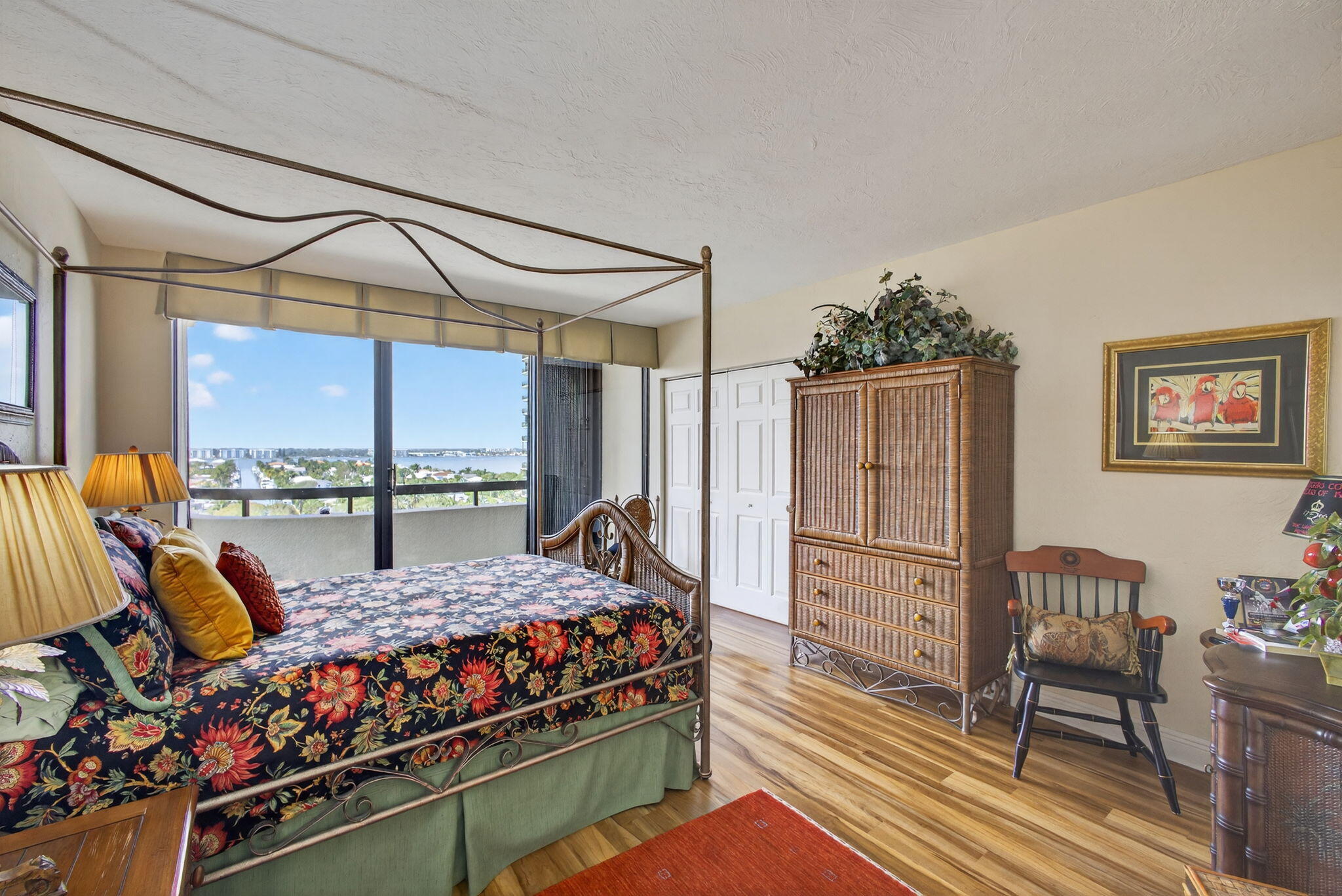 MARTINIQUE 2 CONDO - Residential