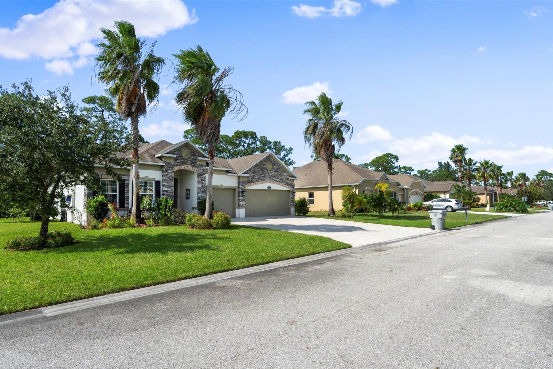 4795 Ashley Lake Cir