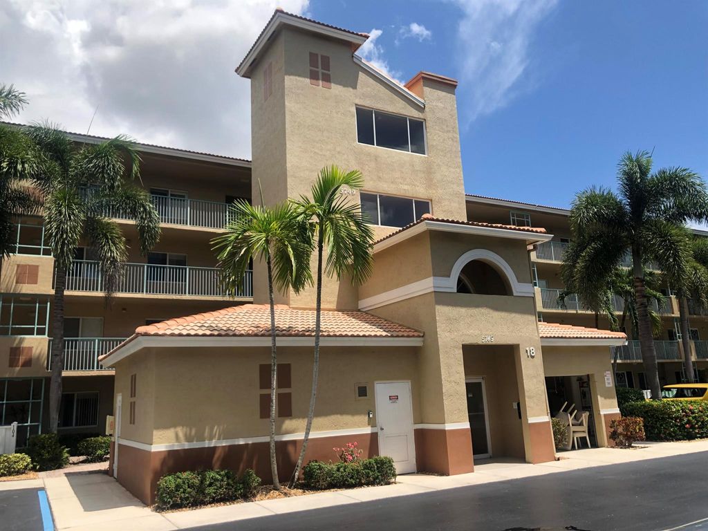 Photo of 5749 Gemstone Court #104, Boynton Beach, FL 33437 (MLS # R10910336)