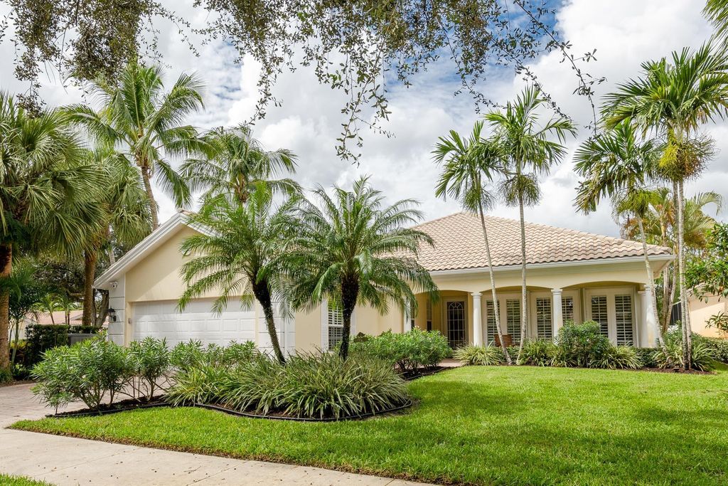 Photo of 201 Danube Way, Palm Beach Gardens, FL 33410 (MLS # R10927075)