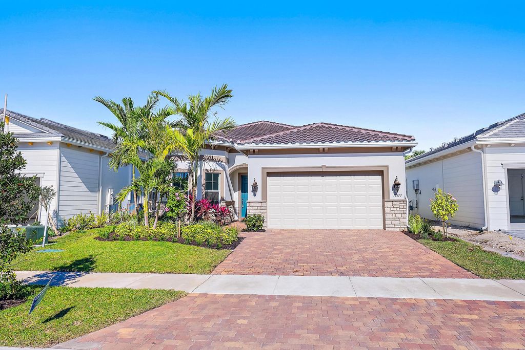 Photo of 10377 Northbrook Circle, Palm Beach Gardens, FL 33412 (MLS # R10942464)