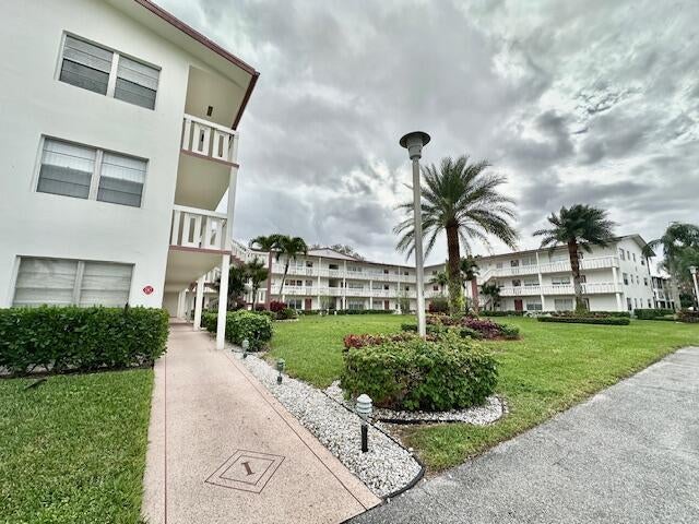 Photo of 338 Fanshaw I, Boca Raton, FL 33434 (MLS # R11138567)