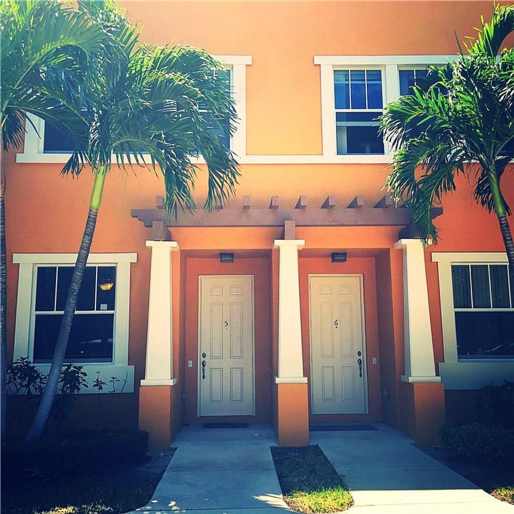 Photo of 1717 Borrego Way #5, West Palm Beach, FL 33401 (MLS # B26034898)