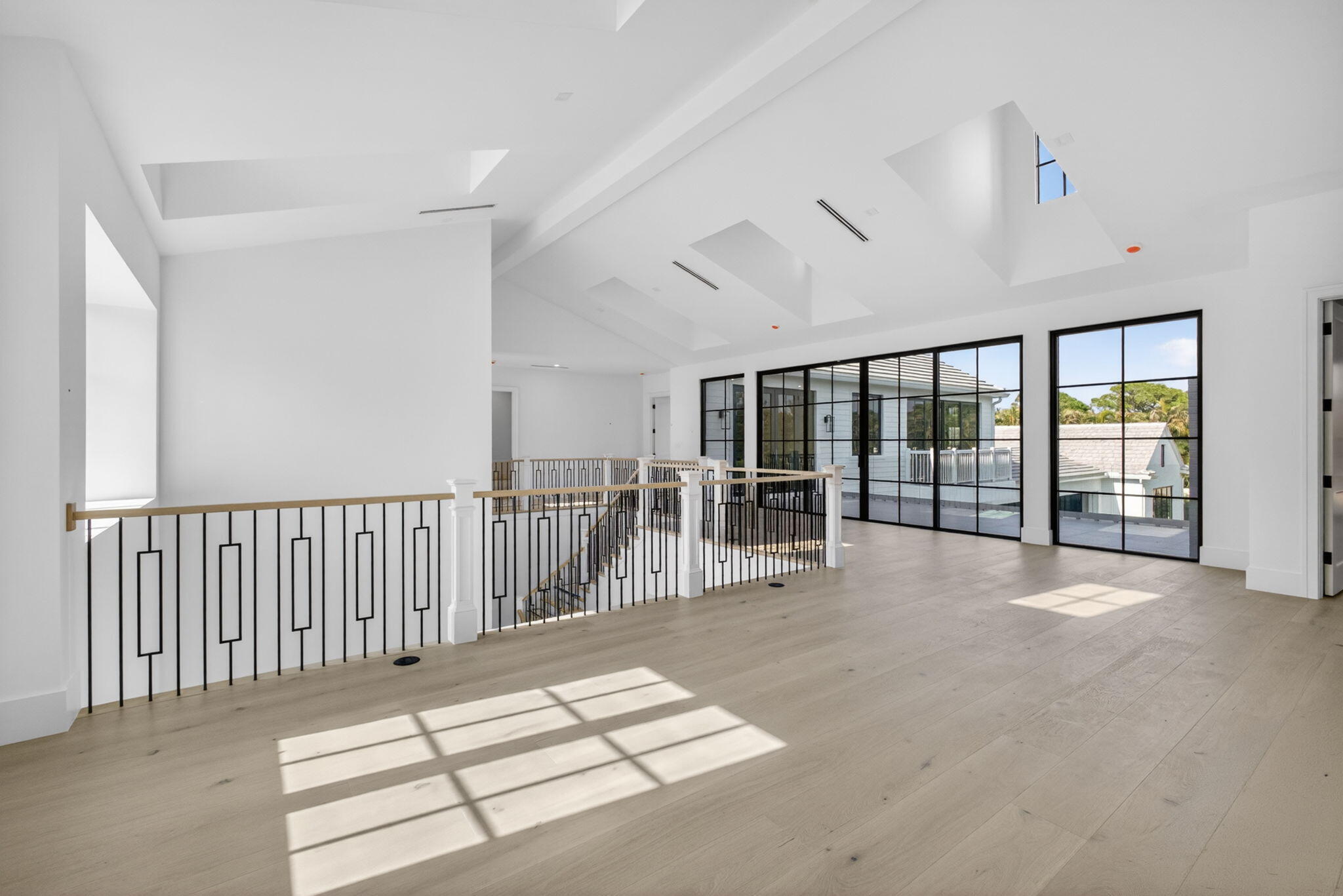 ADMIRALS COVE 3 PAR E - Residential
